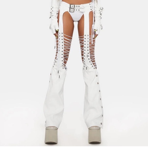 Dolls Kill Darker Wavs White Lace-Up Set - Picture 6 of 8